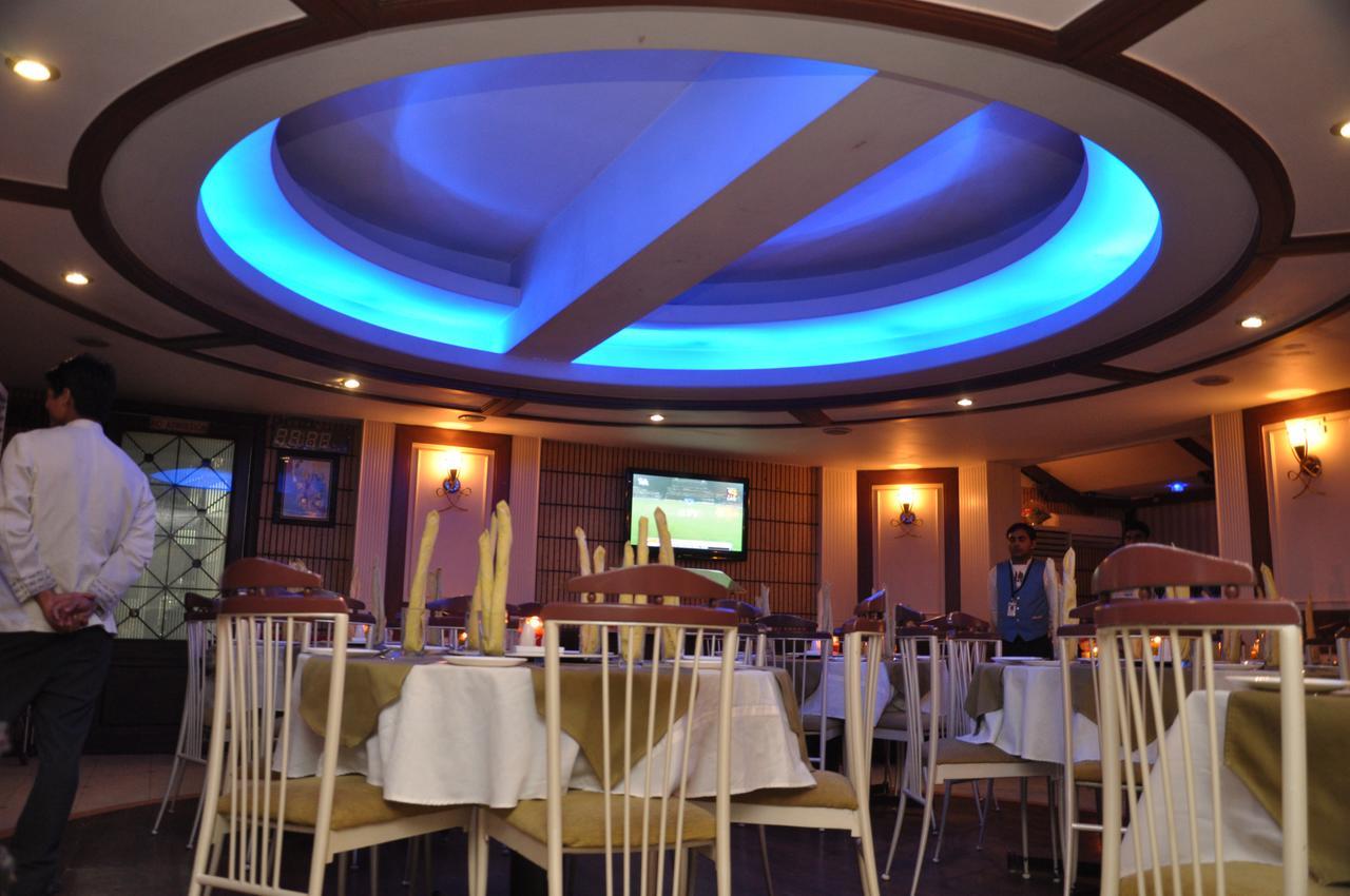 Hotel Sovereign Daman Exterior photo